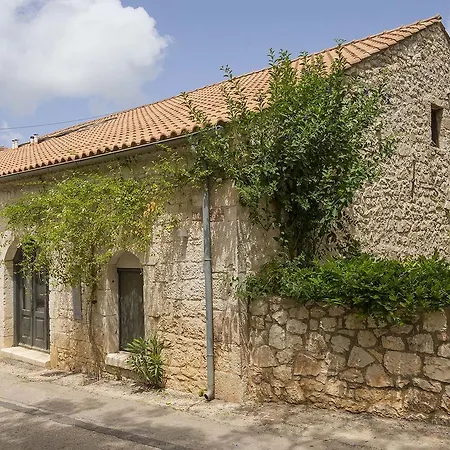 Familia Hotel Vathy (Ithaca)