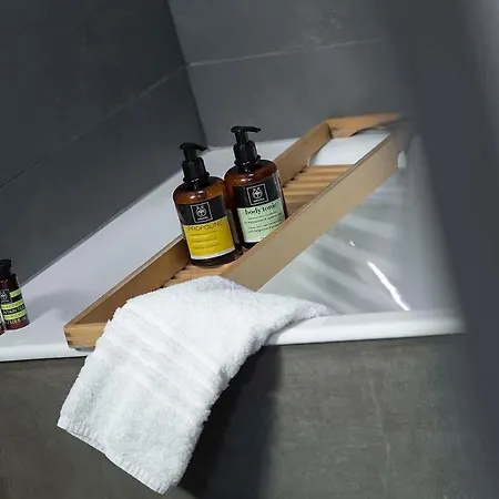 Familia Vathy (Ithaca)