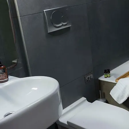 Familia 3* Vathy (Ithaca)